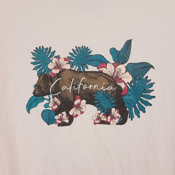 NWT Stunner California Pink Casual T-Shirt Woman's Size Medium - Picture 3 of 7